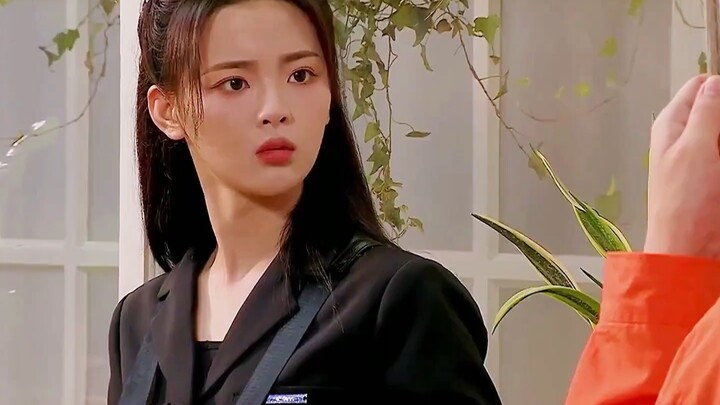 Those unexpected plot twists—especially the last one—completely blew my movie-watching experience!