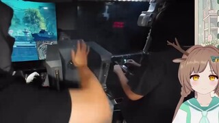 الغزال الياباني يشاهد لعبة "Tank Simulator 3"