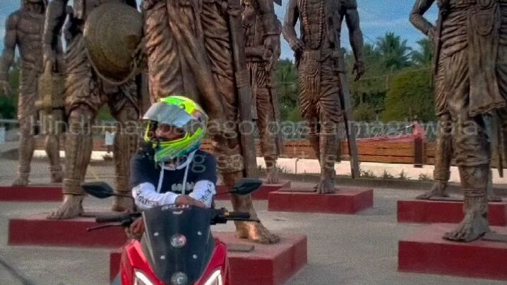 NANDITO LANG AKO PARA SAYO😊