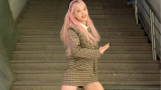 Twice - Tôi không thể ngăn mình phiên bản khác