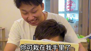 寝室小游戏，真是丑态百出，结局大爆笑