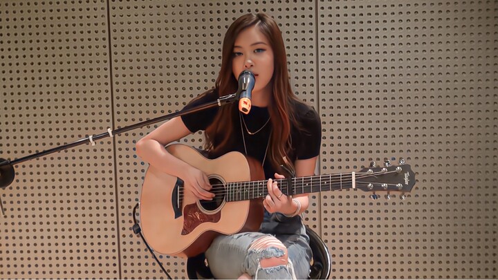 ROSÉ’s Latest Trainee-Era Video