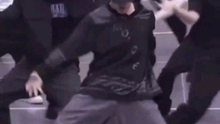 กางเกงสีเทา ฉันชอบ