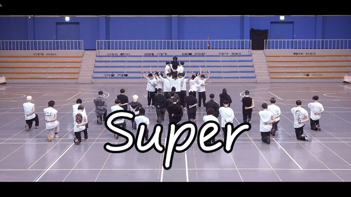 [Chinese subtitles] Super is here. Whose idol's practice room is in the sports field? It turns out i
