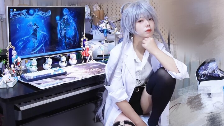 Let's check out the 2D concentration! Cosplaying Luotianyi from "Soothe" – a heartfelt table setup～