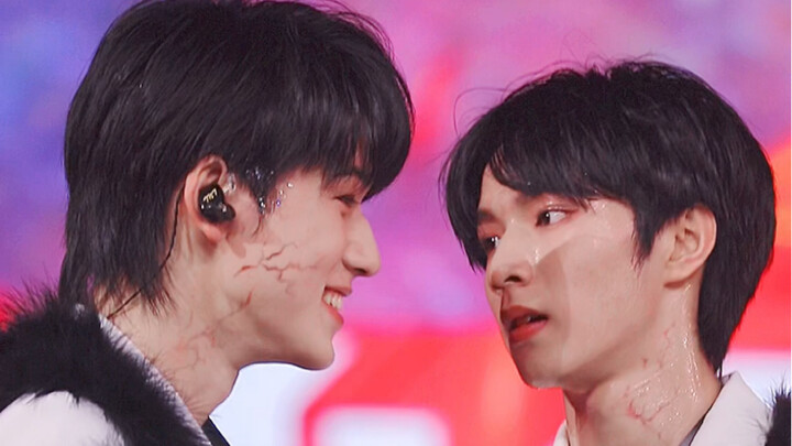 【เหวินเสวี่ย】♡ 5:20 หน้าแดงใจเต้น มุมมองแถวสองระหว่างร่วมงานเลี้ยง «Shi Leng Wo + Criminal Talk หวาน