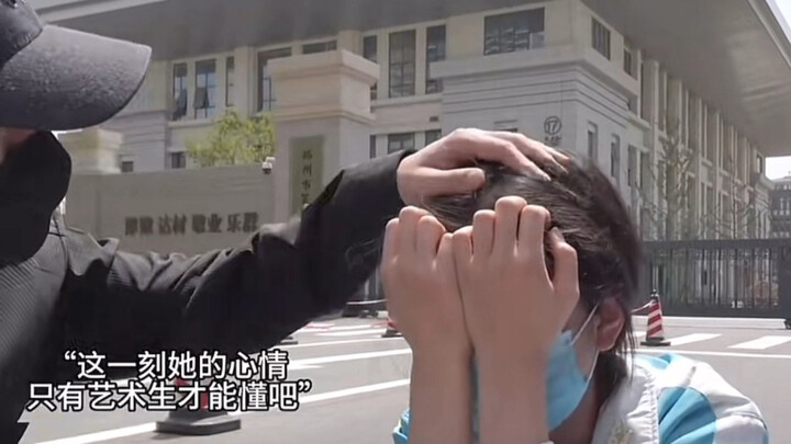 “ขอให้ในวินาทีที่เจ้าปิดฝาปากกา จงเต็มเปี่ยมด้วยความภาคภูมิใจดุจทหารผู้เก็บดาบเข้าฝัก”