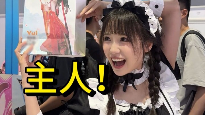 Sehari Jadi Pelayan di Konvensi Komik: Dari Malu-Malu hingga Lepas Bebas!