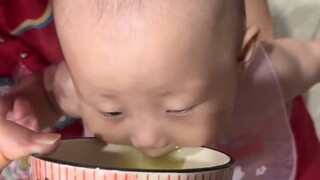 【Miyoushe TV】I filmed a video about rice oil and wanted to force it on my child.