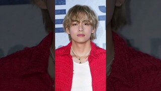 Who miss tae❓😭💜 V at VIP Premiere "concrete utopia" movie #shorts #v #뷔 #taehyung #태형