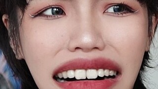 How can it be so greasy? ! Challenge the short video girl!