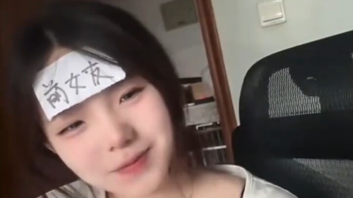 Tampaknya menjawab pertanyaan, sebenarnya justru mengajukan pertanyaan