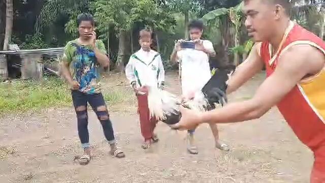 1 hit delete mga par👏🐓(pinsan ko nag bitaw) laughtrip change magazine daw!! haha