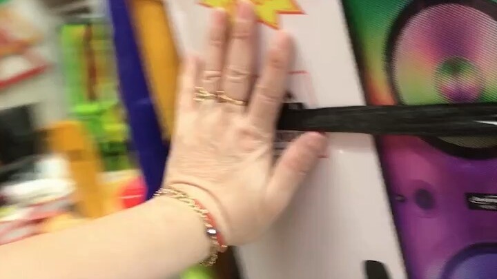 伤心的时候怎么还能唱出如此好听的歌？？？？[捂脸][捂脸][捂脸]，不可思议啊，仿佛又回到了曾经，可惜，过去的终将过去了，回忆也是一种幸福，那就尽情的哭吧，哭吧哭吧，男人不是罪[爱心]