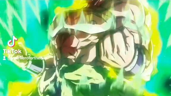 BROLY VS GOGETA