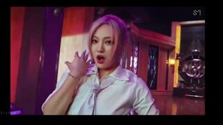 Hãy để DeepSeek chọn ra 10 bài hát tệ nhất của nhóm nhạc nữ Kpop