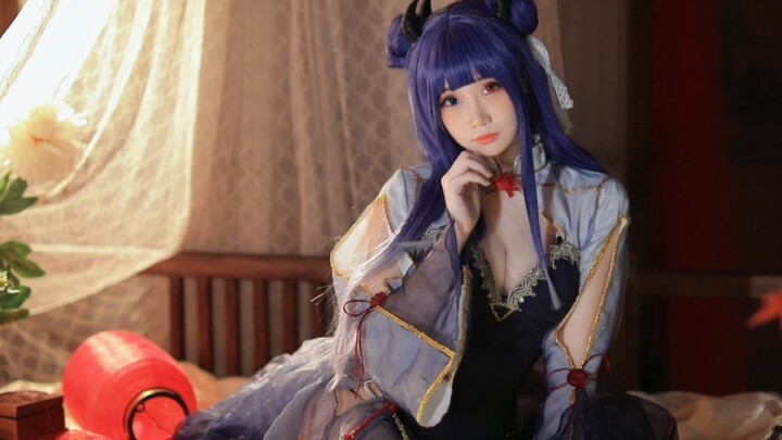 Iri dengan video cosplay 30 detik si ayam kuning Azur Lane – Ibuki