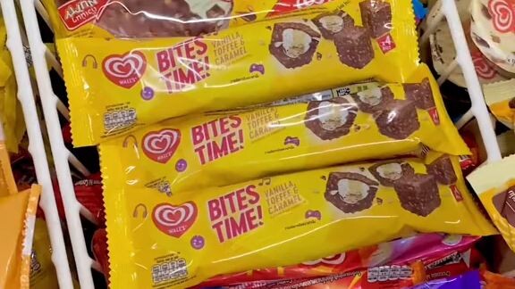 ກະແລັມການສຶກສາຂອງລາວໃນ