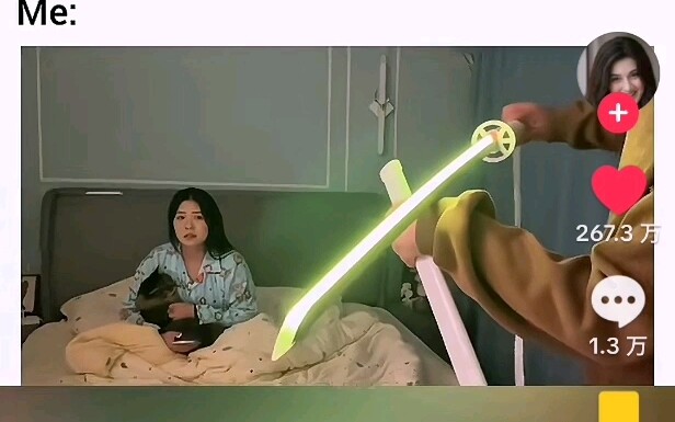 [TikTok] Kiếm ánh sáng đồ chơi Trung Quốc bùng nổ trên TikTok, netizen nước ngoài thi nhau xin link 