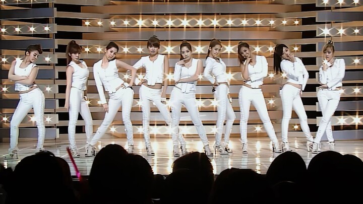 【4K LIVE】Girls' Generation - Run Devil Run (100411)