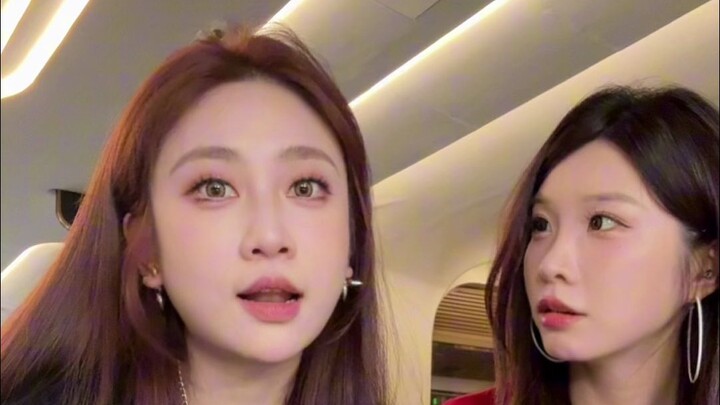 Quickly tell your bestie about this huge scoop!