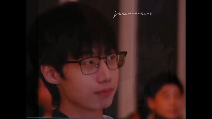 Yi Nuo, can you tell who’s your unrequited love and who’s the scarlet stain on your heart?