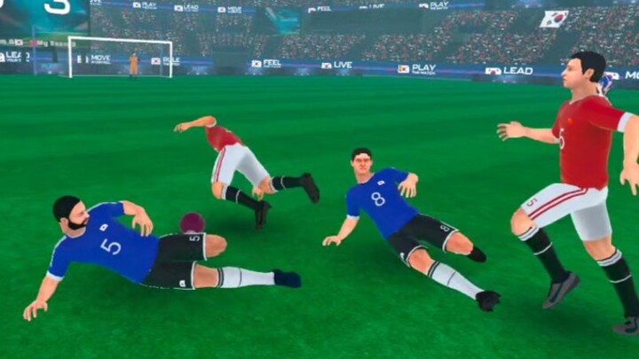 Saat tim nasional sepak bola bertanding melawan Korea Selatan, saya sebagai wasit harus benar‑benar 