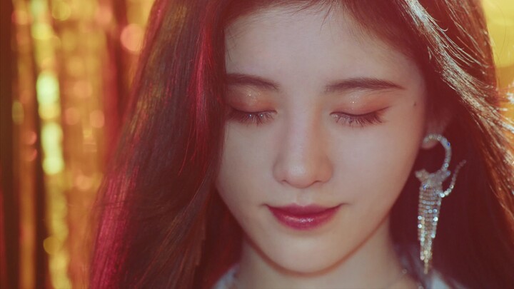 Ju Jingyi won the 30th China TV Golden Eagle Award for the youth version of "In the Prime of Life"