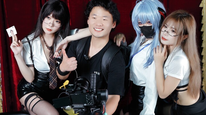 Cosplay photoshoot in secretary attire—boss, you might want to check this out!