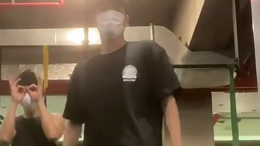 Instagram của Jongin cập nhật lại bản cover dance "One Billion Clicks"