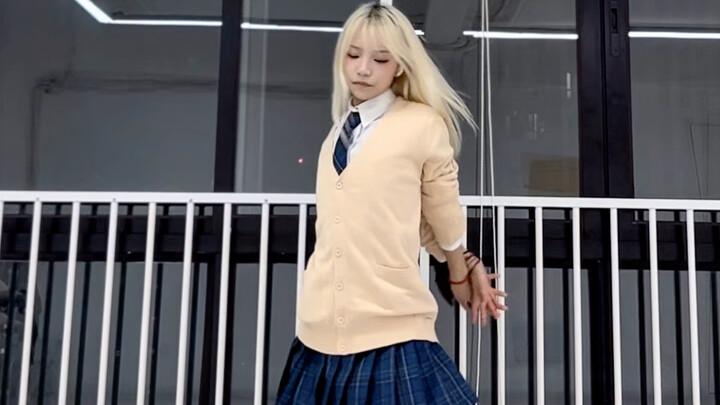 《绝妙舞步》的女主是练hiphop的吧