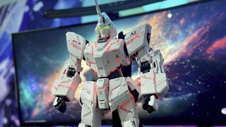 PG pertama didedikasikan untuk unicorn. Seluruh perlengkapannya sangat keren.