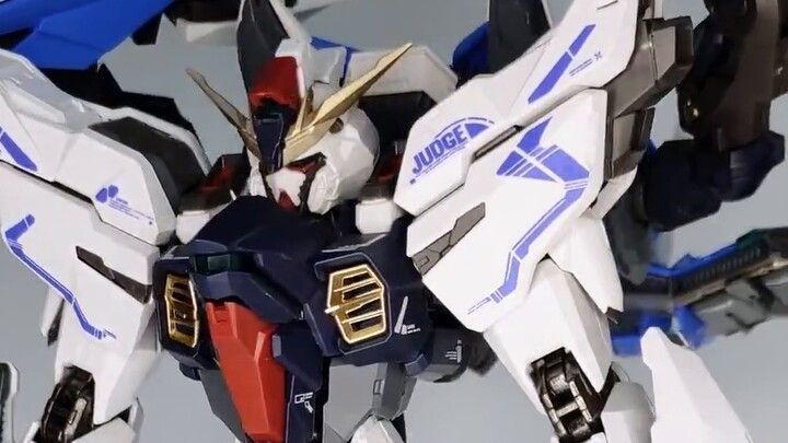 Is it worthy of the title of F4? Or is it the must-have model of the year! Zero Gravity Moon Night J