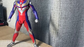 Tôi muốn gọi anh ấy là SHF Ultraman thú vị nhất! Bandai Ultraman Tiga Real Bone SHF Chơi đơn giản [U
