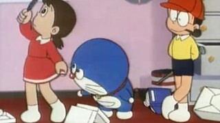 Doraemon, apa yang kamu lakukan?