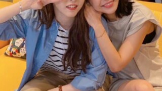 “她们该不会是女铜团里第一对真人cp情侣吧”