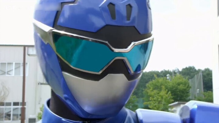 [เวอร์ชั่นอเมริกา VS เวอร์ชั่นญี่ปุ่น] แว่นเสริมความแข็งแกร่ง [Tokumei Sentai Go-Busters] ลุยเพื่อเอ