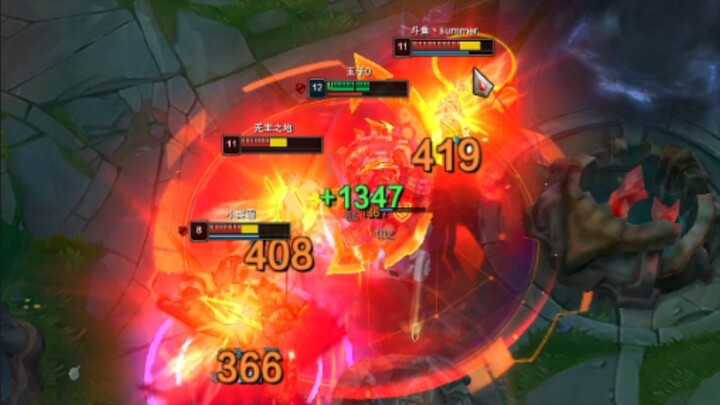 1Q restores 1347 HP!! You be the vampire! Turn from near-death to full health!