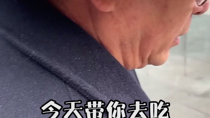 Here comes the calorie bomb! With 18 sauces to choose from, you’ll never run out of options. Unlock 