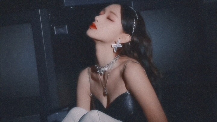 [Cheng Xiao – Seductive Style] My daughter’s all grown up; Mom can’t control her anymore. But… I jus