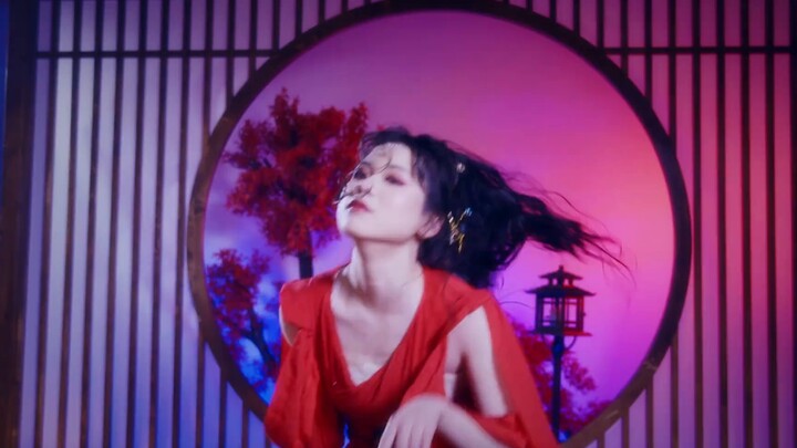 My lord, you must stay and finish this cup of [Flower Wine] [Xiao Wang] with me.