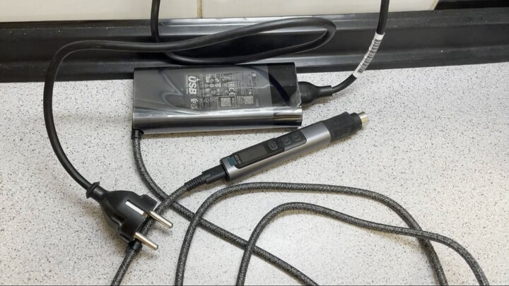 Fnirsi Soldering Iron with the Dell Laptop 100W Power Supply