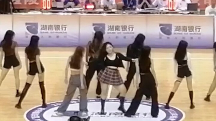 Kami Hanya Bekerja Keras! ! ‖TWICE's non-main song [Go Hard] cover dance‖ versi lapangan basket~