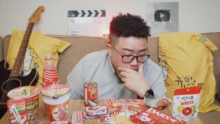 Ăn Toàn Đồ Màu Đỏ Ở Circle K Để Chiều Fan Cái Kết Hoa Mắt _