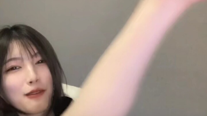 จั๋วจั๋ว นักฟุตบอลสาวตัวแม่ของเหล่าไอคุง
