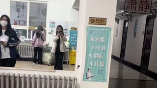 此篇文案，写给寝室楼里最好看的姑娘