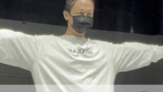 Vị trí tay khi nhảy bị phân tán? Hãy đến và bị tra tấn.