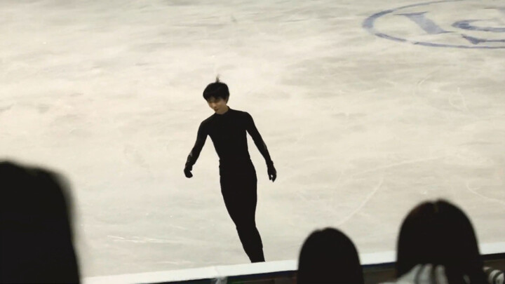 Gak bisa, aku harus berhenti dulu buat ketawa sebentar #YuzuruHanyu#Pindah