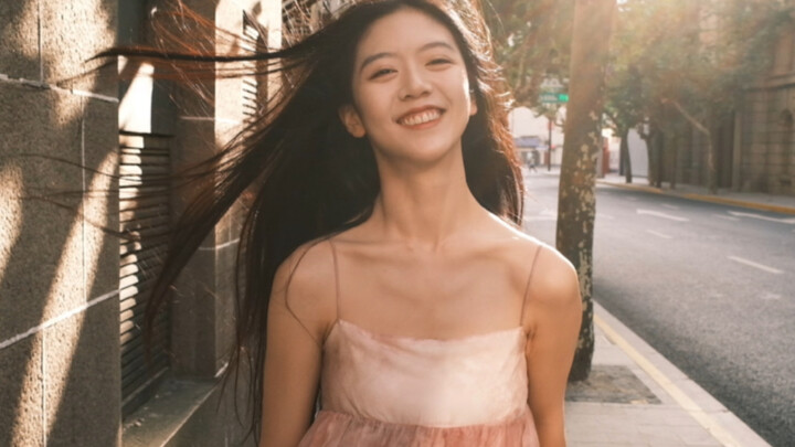 Hari itu, sinar matahari bersinar sempurna.