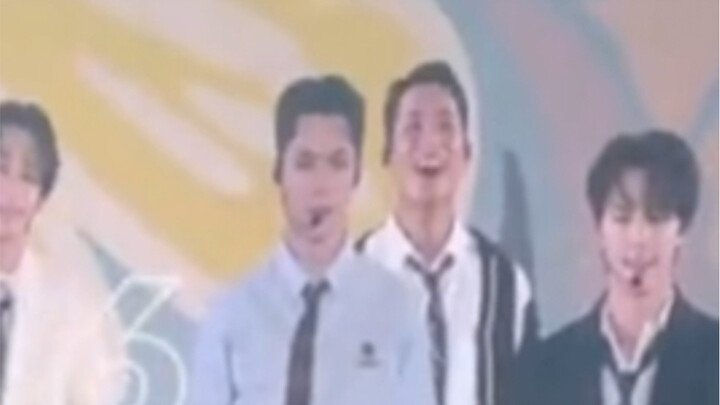 Today, Kim Min-kyu is a happy potato nailing the ending pose—no one fooled him, hahaha. And by the w